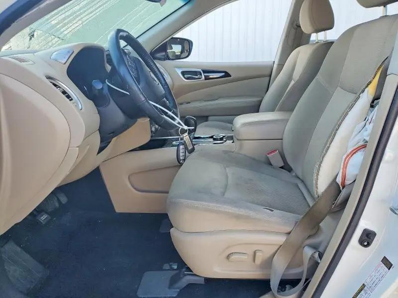 2019 NISSAN PATHFINDER SV  