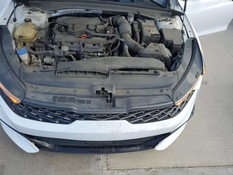 2021 KIA K5 GT LINE  