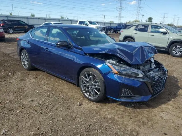 2023 NISSAN ALTIMA SR