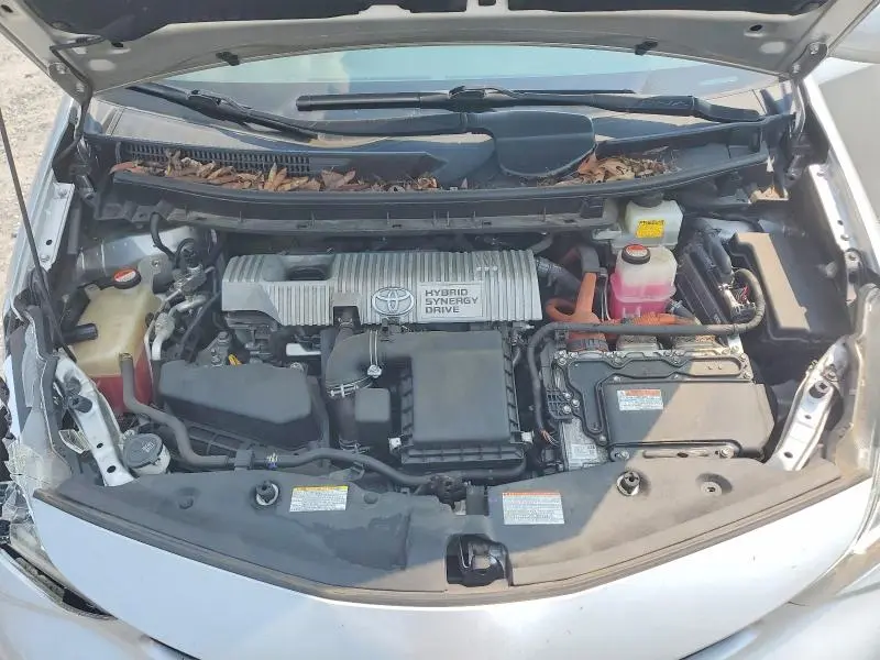 2015 TOYOTA PRIUS   