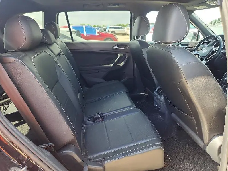 2021 VOLKSWAGEN TIGUAN SE  