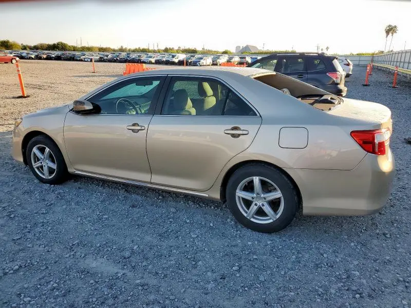 2012 TOYOTA CAMRY BASE  
