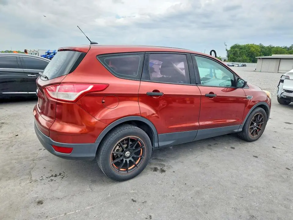 2016 FORD ESCAPE S  