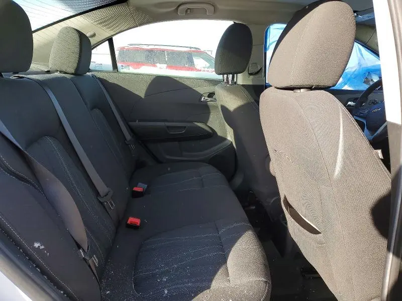 2017 CHEVROLET SONIC LT  