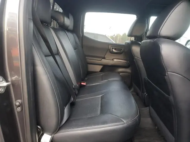 2018 TOYOTA TACOMA DOUBLE CAB  