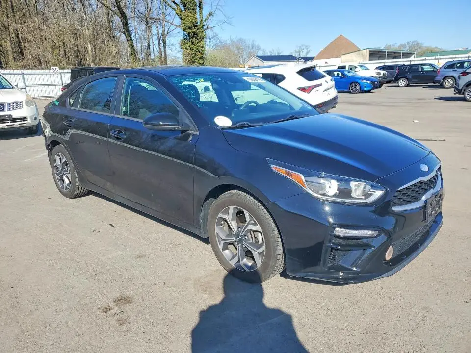 2019 KIA FORTE LXS  