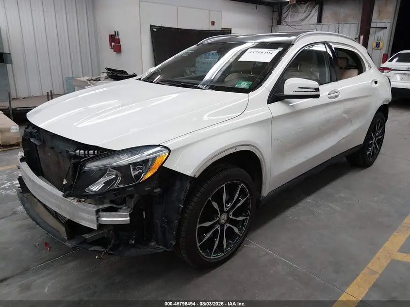 2016 MERCEDES-BENZ GLA 250  