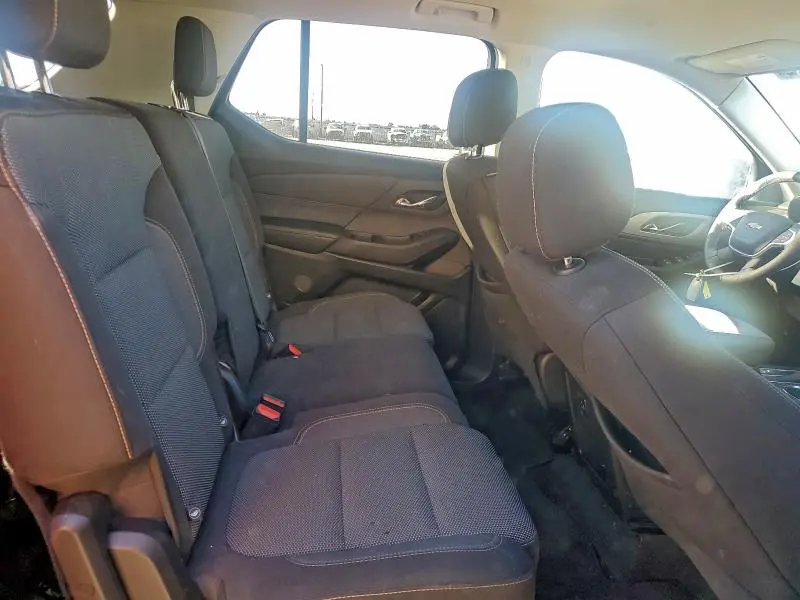 2018 CHEVROLET TRAVERSE LT  