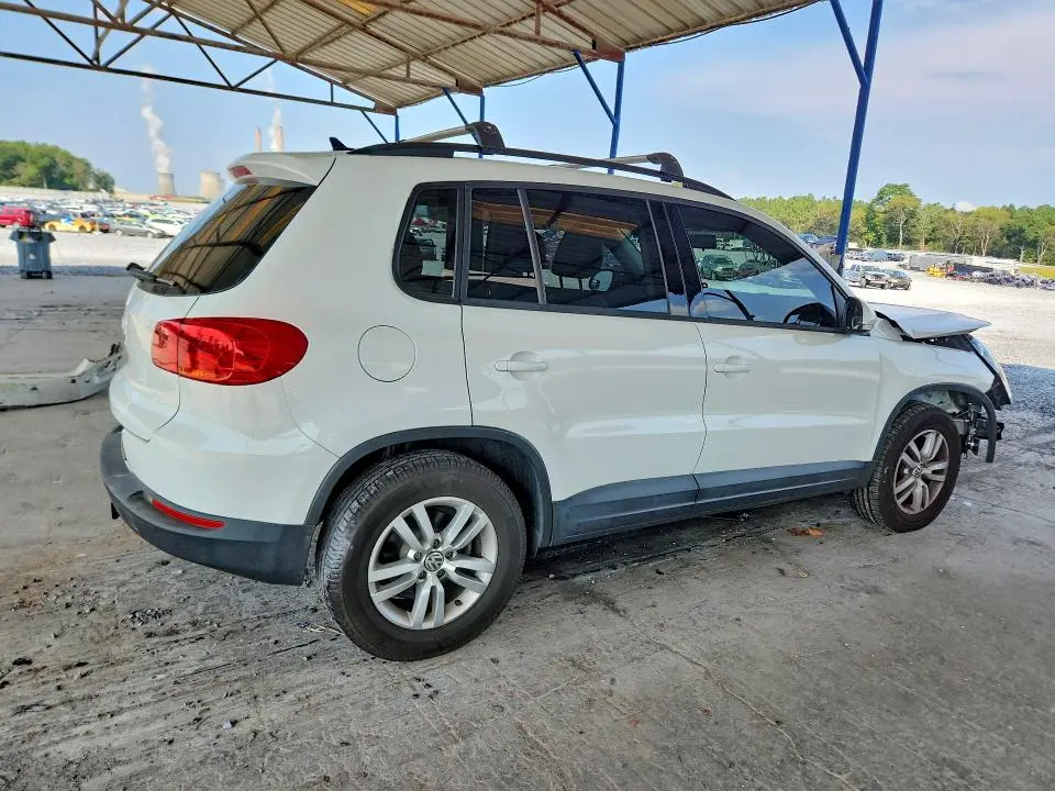 2015 VOLKSWAGEN TIGUAN S  