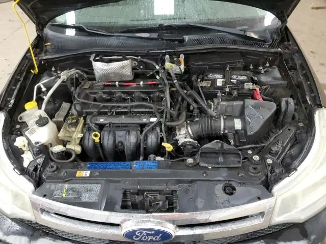 2010 FORD FOCUS SE  
