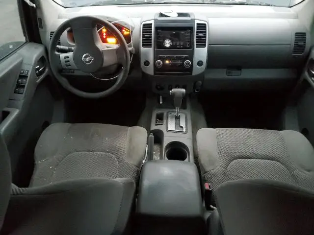 2010 NISSAN FRONTIER CREW CAB SE  