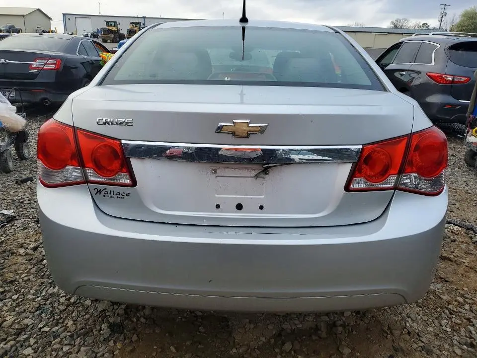 2011 CHEVROLET CRUZE LS  