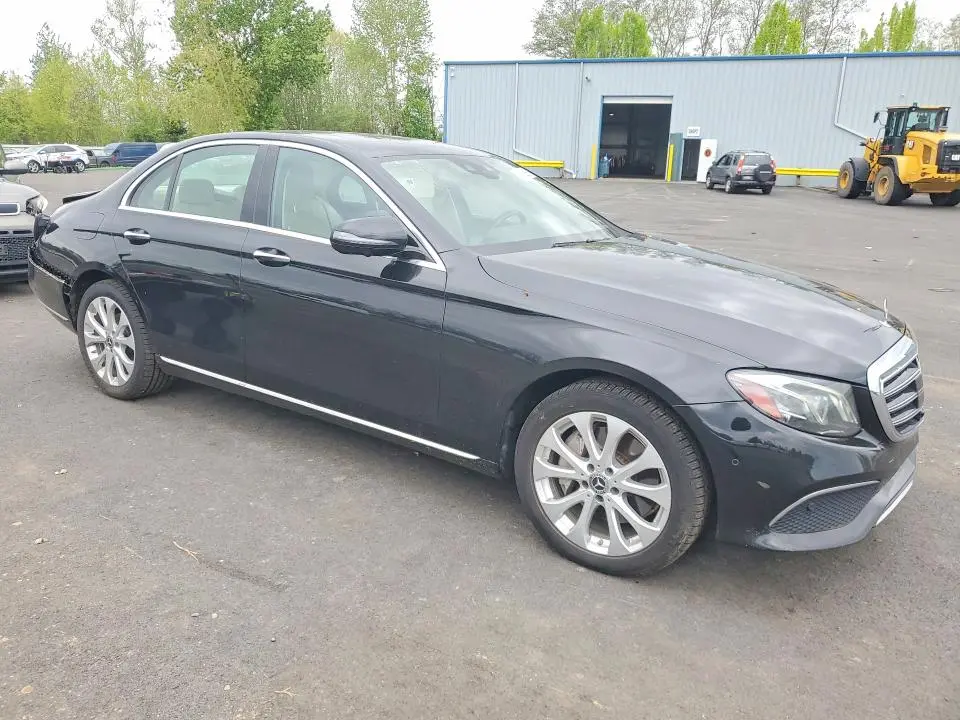 2017 MERCEDES-BENZ E 300 4MATIC  