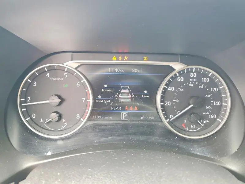 2024 NISSAN SENTRA SR  