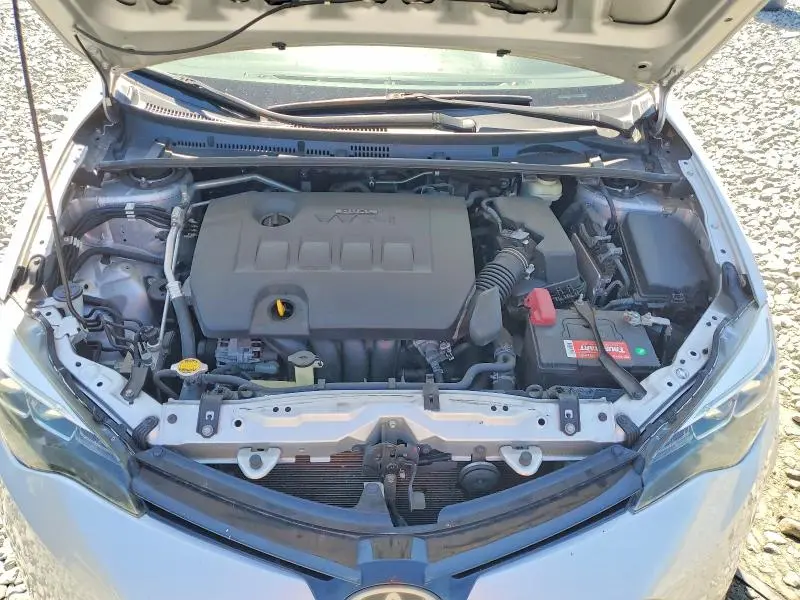 2017 TOYOTA COROLLA XLE  