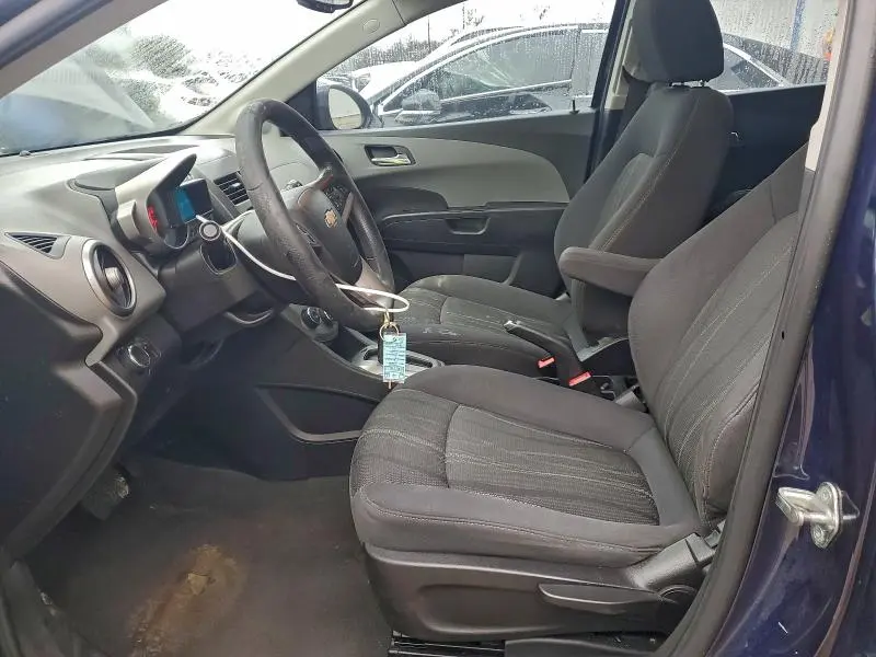 2016 CHEVROLET SONIC LT  