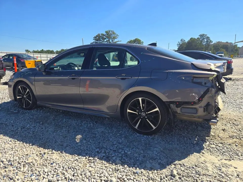 2019 TOYOTA CAMRY XSE  
