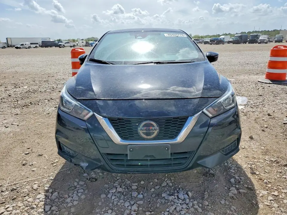 2020 NISSAN VERSA SV  