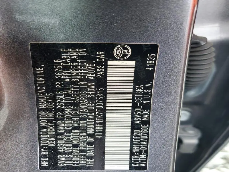 2015 TOYOTA CAMRY SE  
