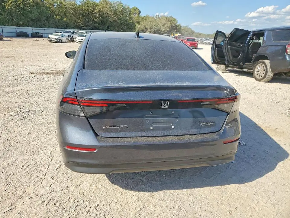 2024 HONDA ACCORD LX  