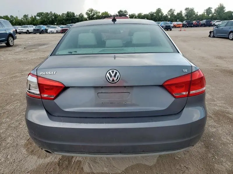 2012 VOLKSWAGEN PASSAT SE  