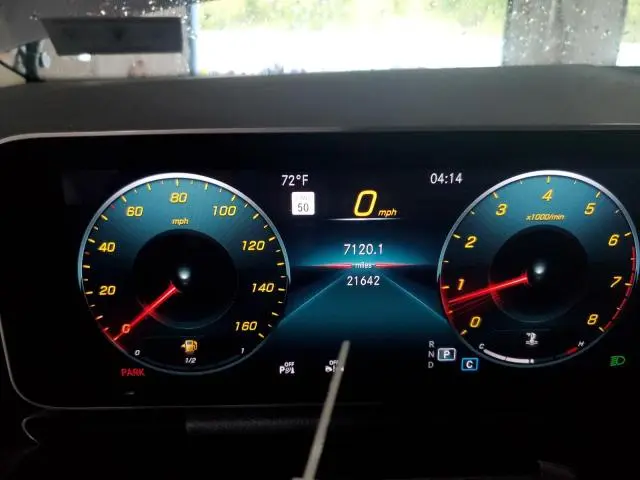 2021 MERCEDES-BENZ GLA 250 4MATIC  