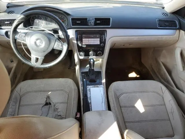 2012 VOLKSWAGEN PASSAT SE  
