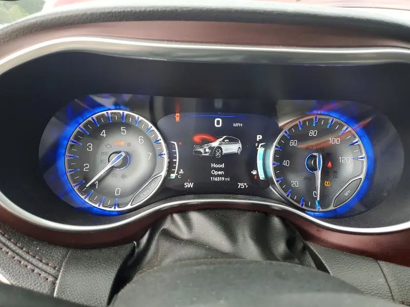 2017 CHRYSLER PACIFICA LIMITED  