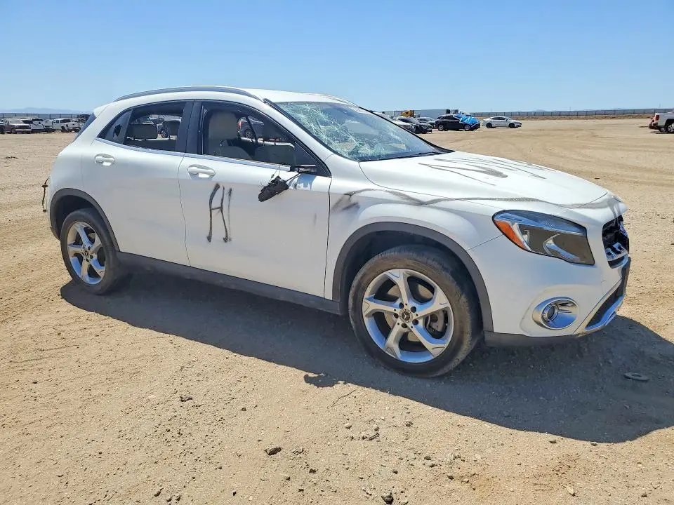 2018 MERCEDES-BENZ GLA 250  