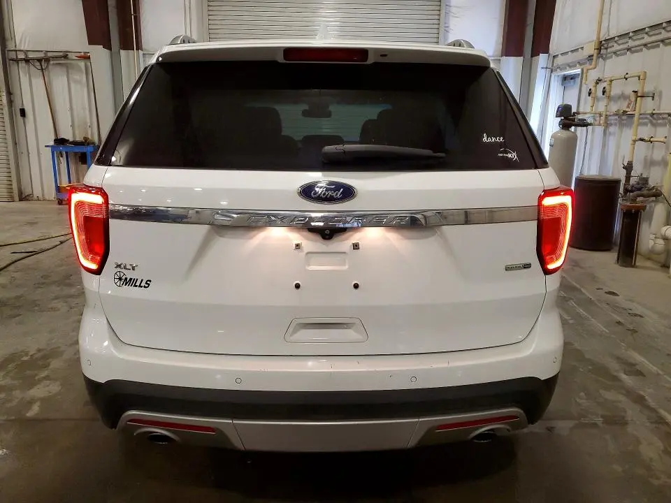 2016 FORD EXPLORER XLT  