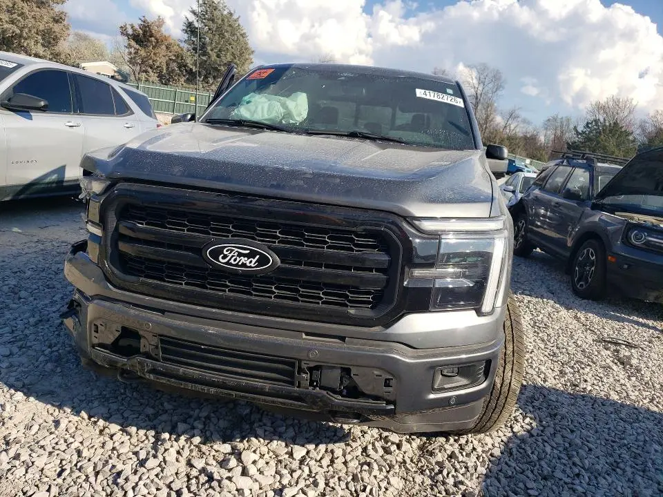 2025 FORD F150 LARIAT  