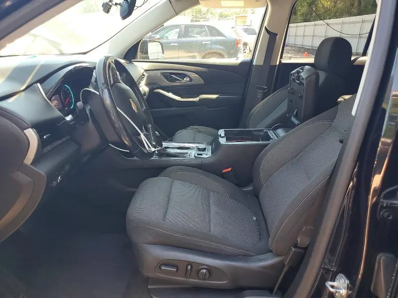 2020 CHEVROLET TRAVERSE LT  