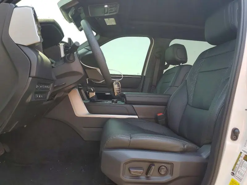 2025 TOYOTA TUNDRA LIMITED  