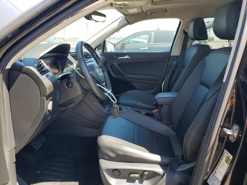 2021 VOLKSWAGEN TIGUAN SE  