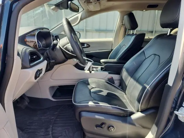 2023 CHRYSLER PACIFICA HYBRID LIMITED  