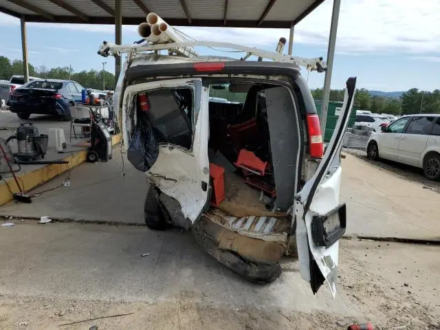 2010 CHEVROLET EXPRESS G2500   