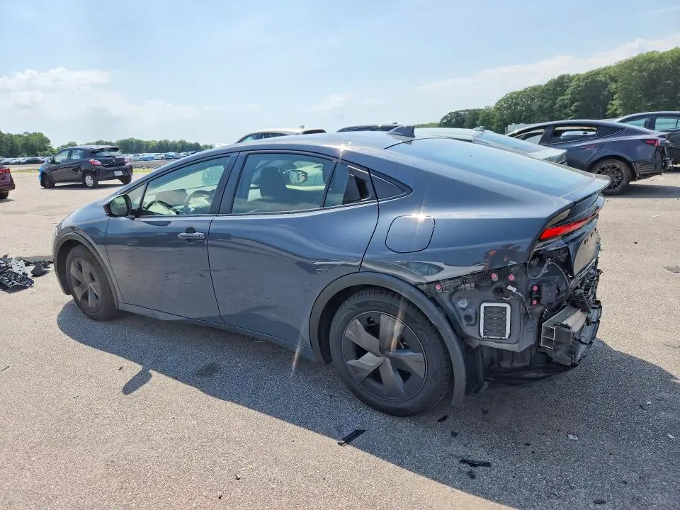 2024 TOYOTA PRIUS LE  