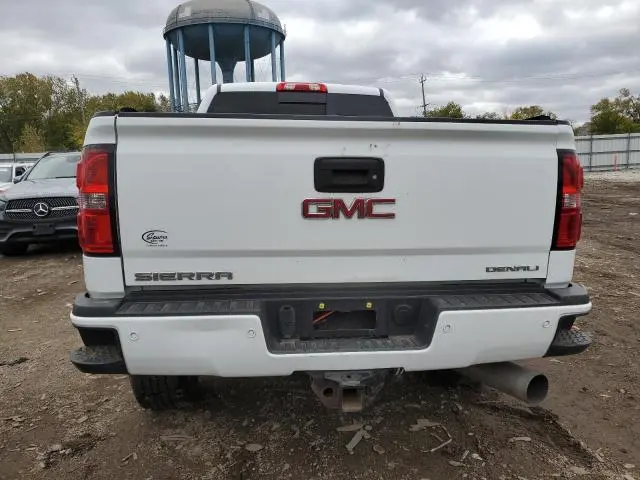 2017 GMC SIERRA K2500 DENALI  