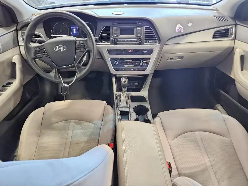 2017 HYUNDAI SONATA SE  