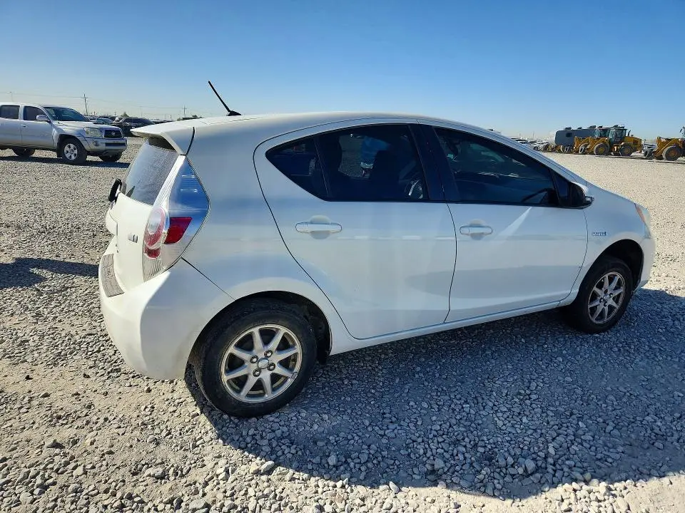 2012 TOYOTA PRIUS C TWO  