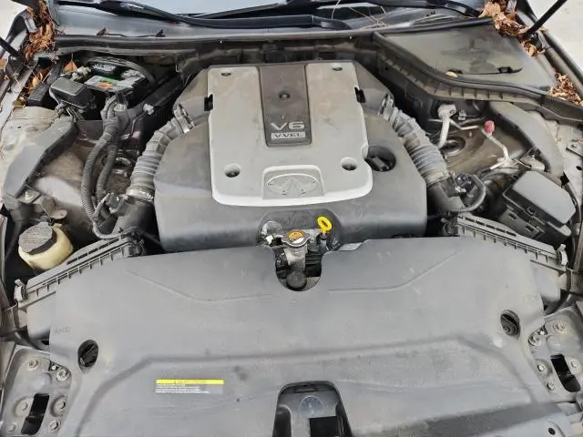 2015 INFINITI Q50 BASE