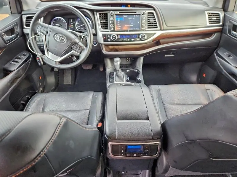 2015 TOYOTA HIGHLANDER LIMITED  