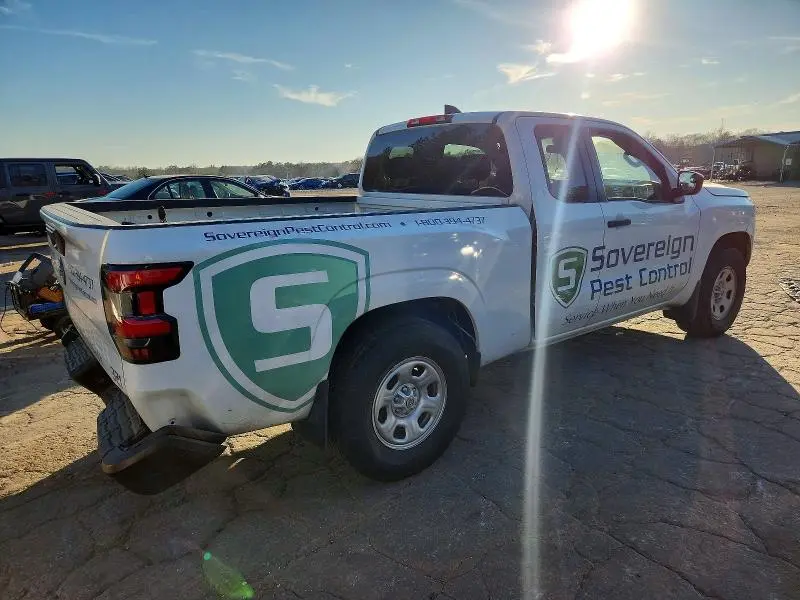 2022 NISSAN FRONTIER S  