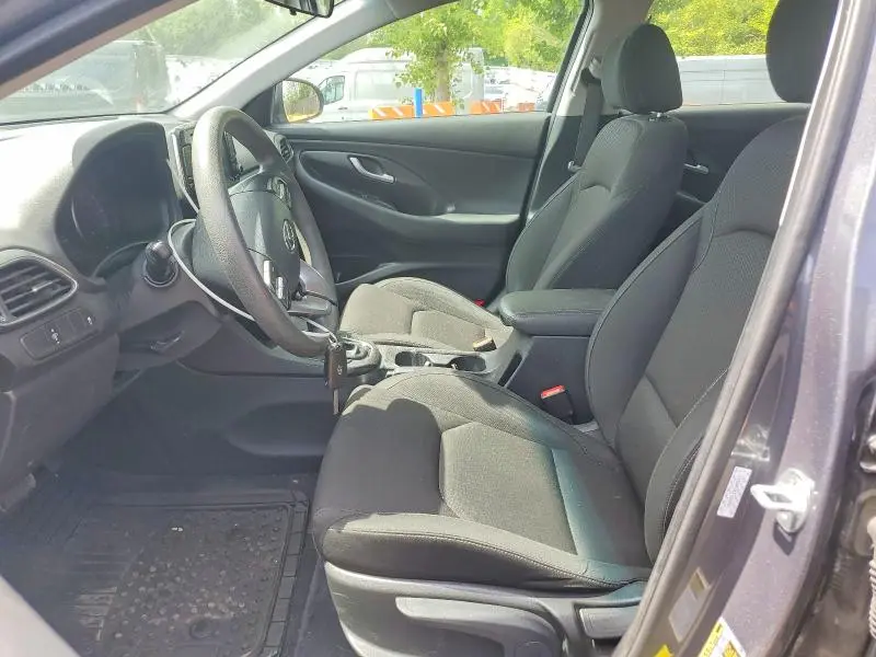 2019 HYUNDAI ELANTRA GT BASE  