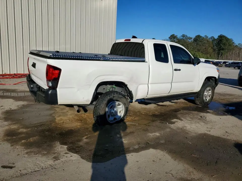 2023 TOYOTA TACOMA SR  