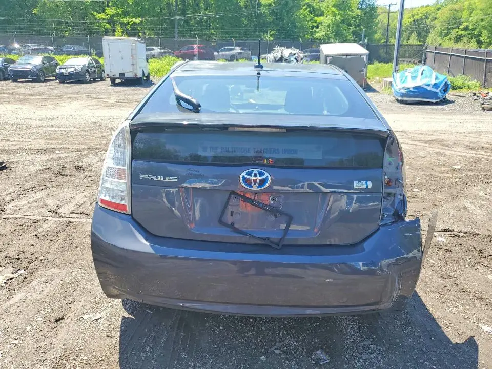 2011 TOYOTA PRIUS TWO  