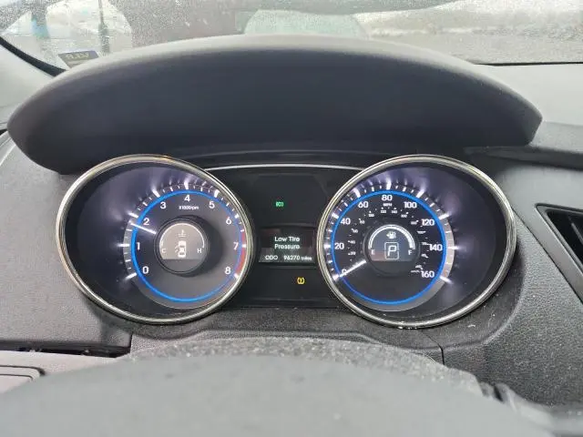 2012 HYUNDAI SONATA GLS  