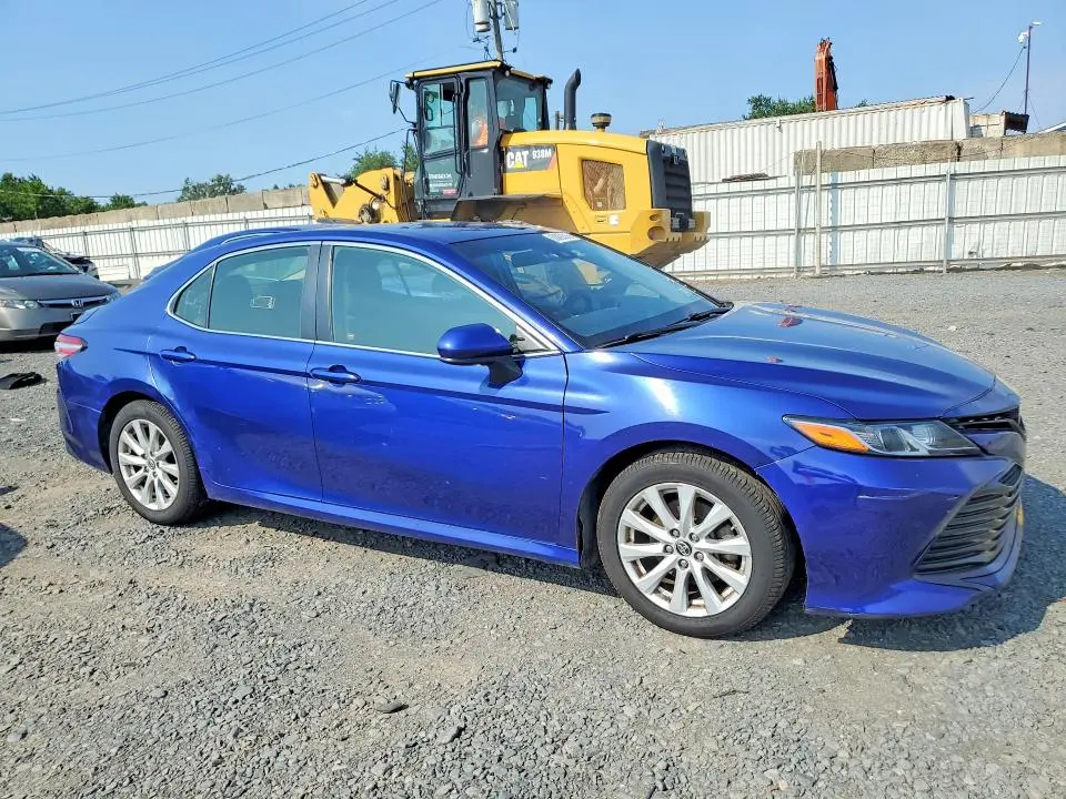 2018 TOYOTA CAMRY LE  