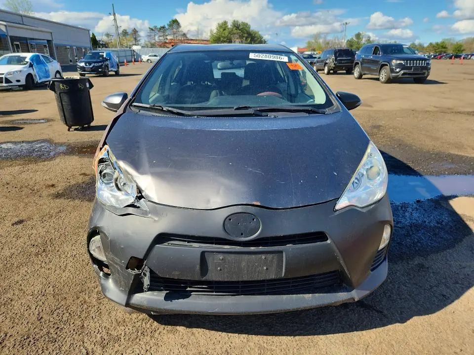 2014 TOYOTA PRIUS C TWO  