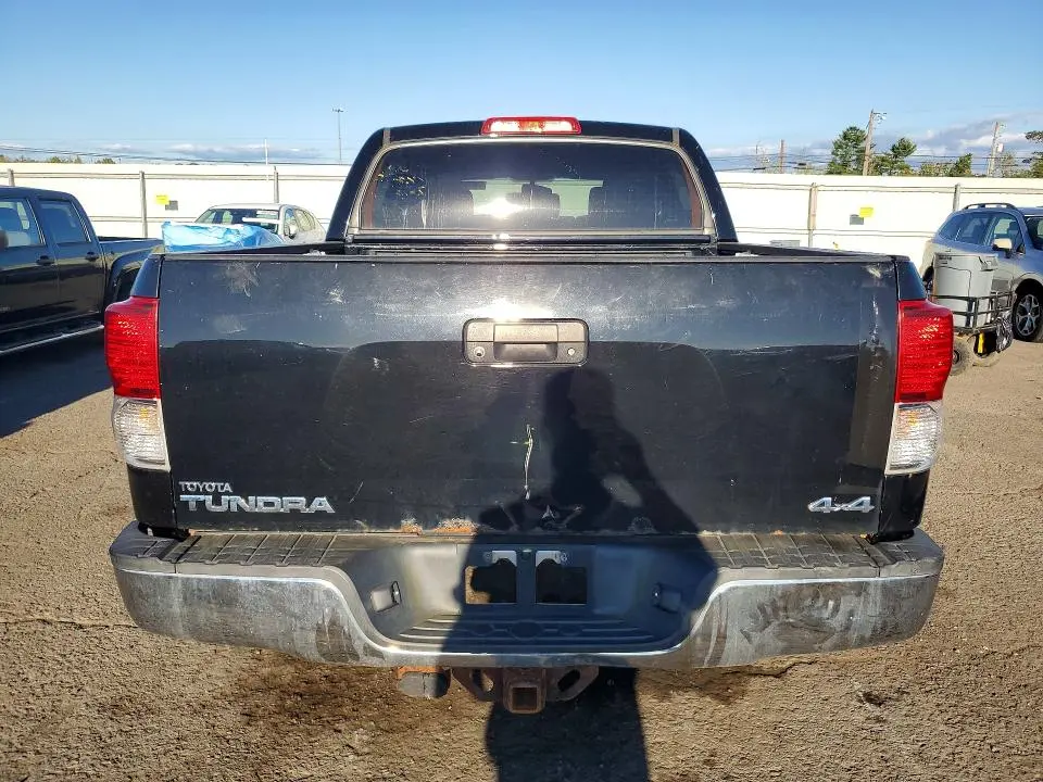 2013 TOYOTA TUNDRA CREWMAX SR5  